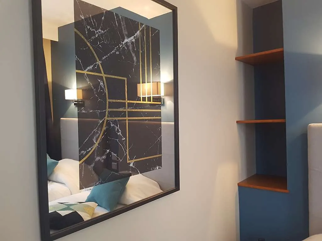 *** Hotel Kyriad Avignon - Palais Des Papes France